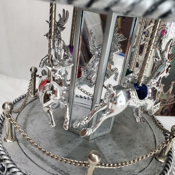 Home For The Holidays Jeweled Musical Carousel Reindeer Plays Silver Bells - Picture 5 of 6